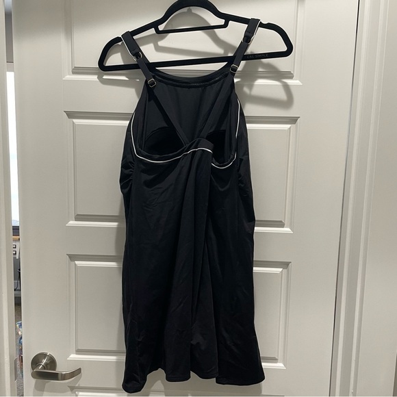 Lands' End NWOT Black and White High Neck One Piece Swim Dress Swimsuit Size 16 - Picture 9 of 12